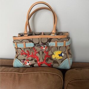 Vintage coach under the sea Hampton satchel